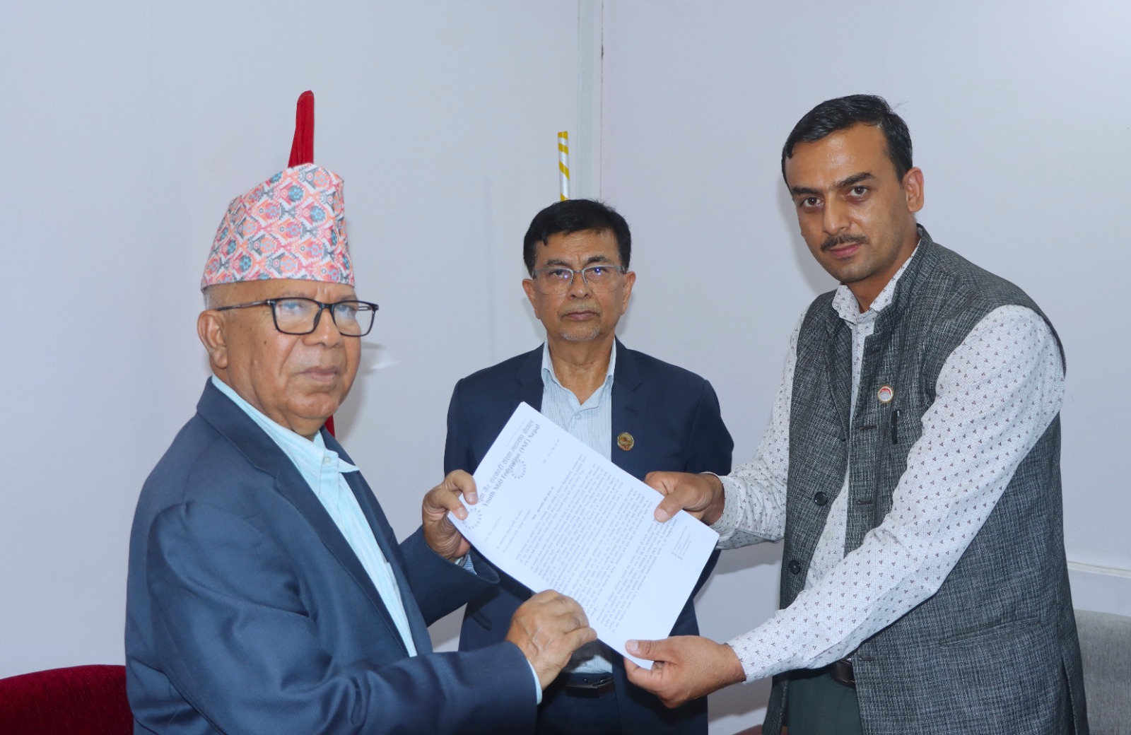 गैरसरकारी संस्था महासंघको आन्दोलनप्रति समर्थन: अध्यक्ष माधवकुमार नेपाल